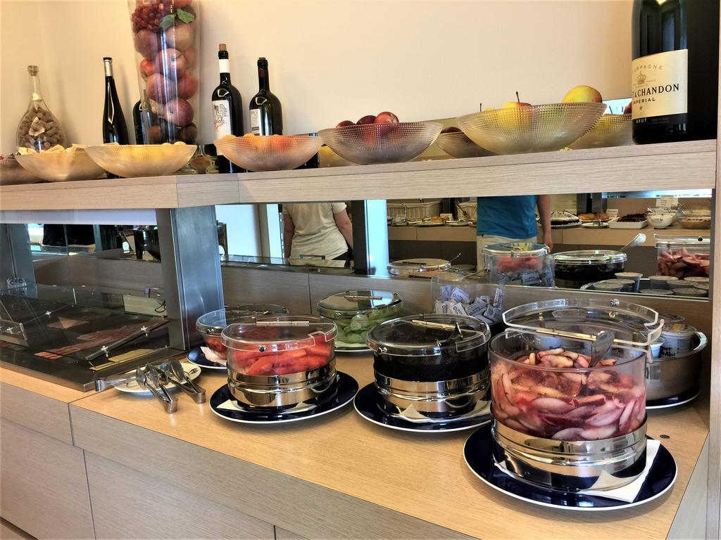 加尔瓦尼酒店 托里德尔贝纳科 外观 照片